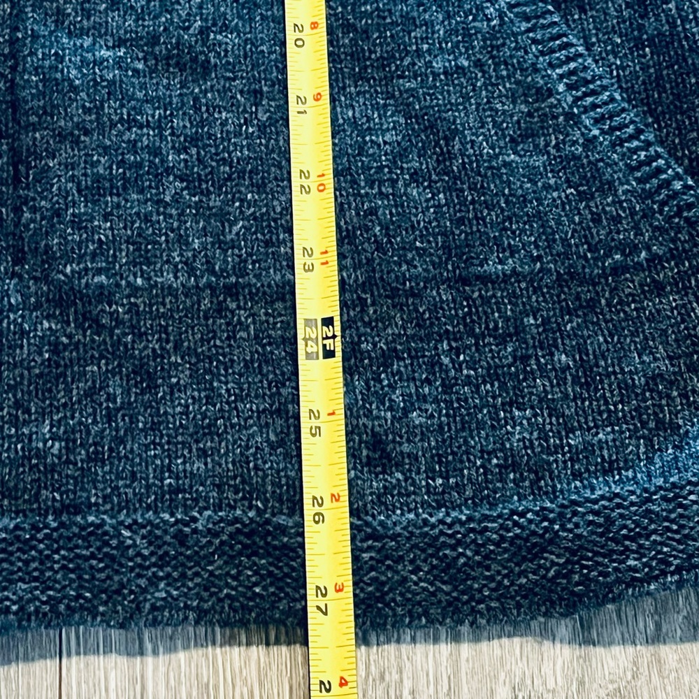 collared cardigan sweater - Picture 4 of 10